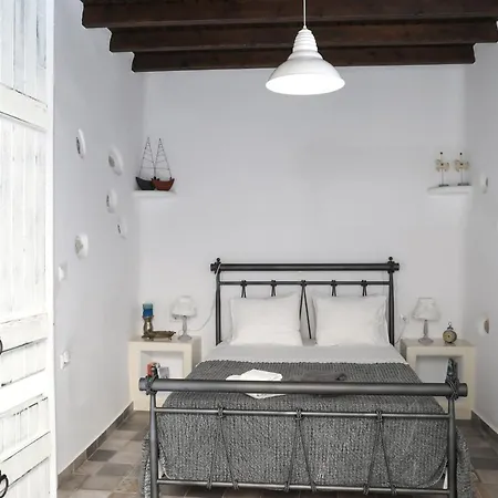 Castle Naxos Апартаменты